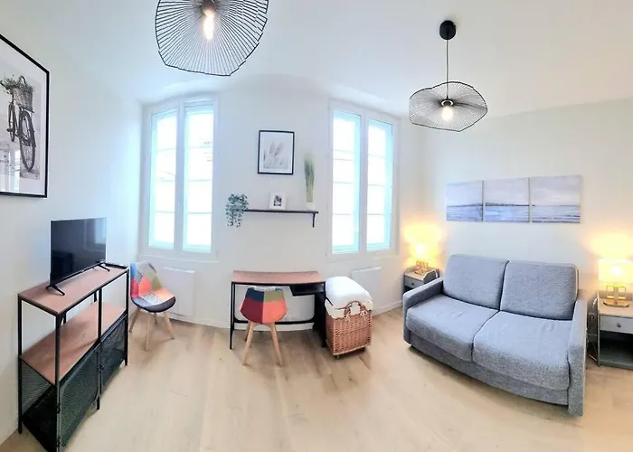 Studio Elegant Et Spacieux - Gare - Metro - Wifi
