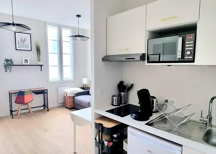 Studio Elegant Et Spacieux - Gare - Metro - Wifi
